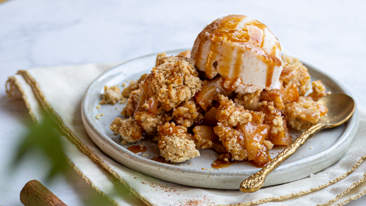 Gesündere Variante des klassischen Apple Crumble